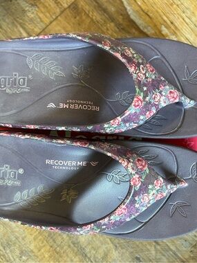 Alegria Women's Floral RecoveryMe Flip Flop - Purple/Pink